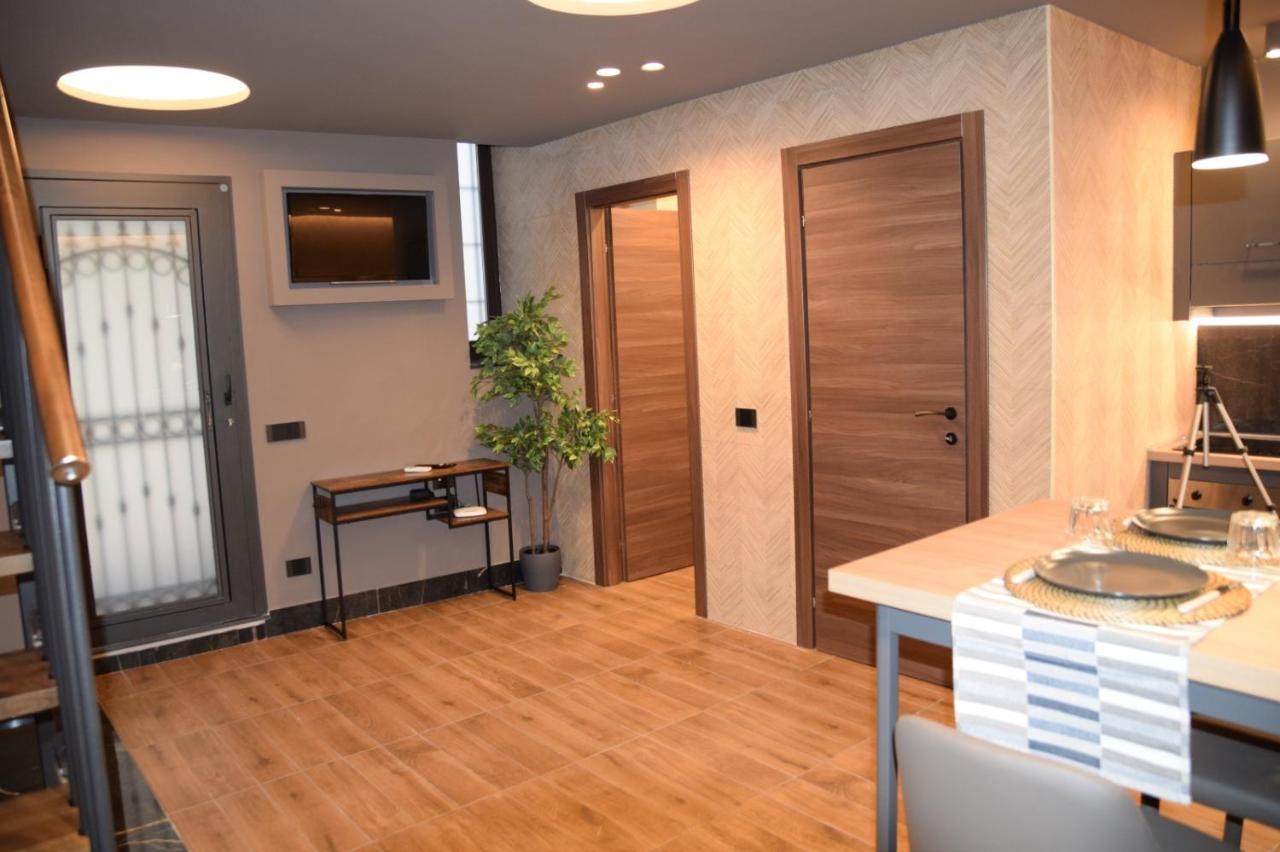 Rebecca House Suites Катанія Екстер'єр фото