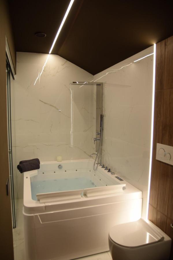 Rebecca House Suites Катанія Екстер'єр фото